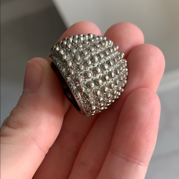 Ring - Picture 3 of 4